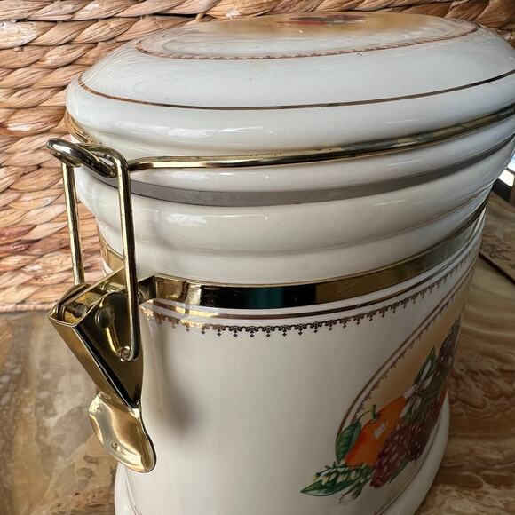 Knotts Berry Farm Canister - Picture 3 of 9